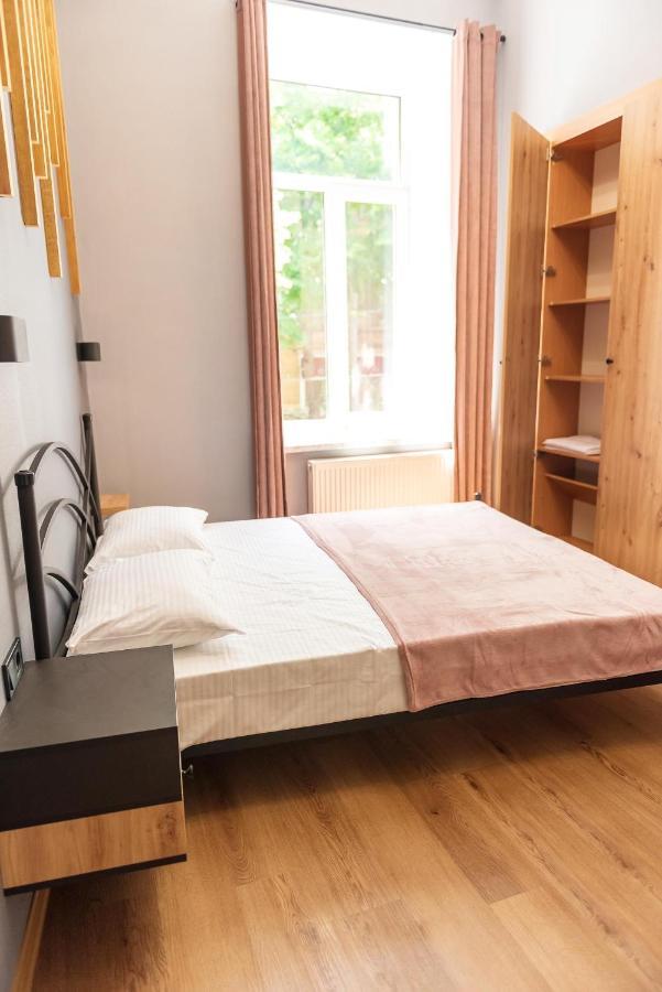 Apartments White Pearl Sadova Odessa Extérieur photo